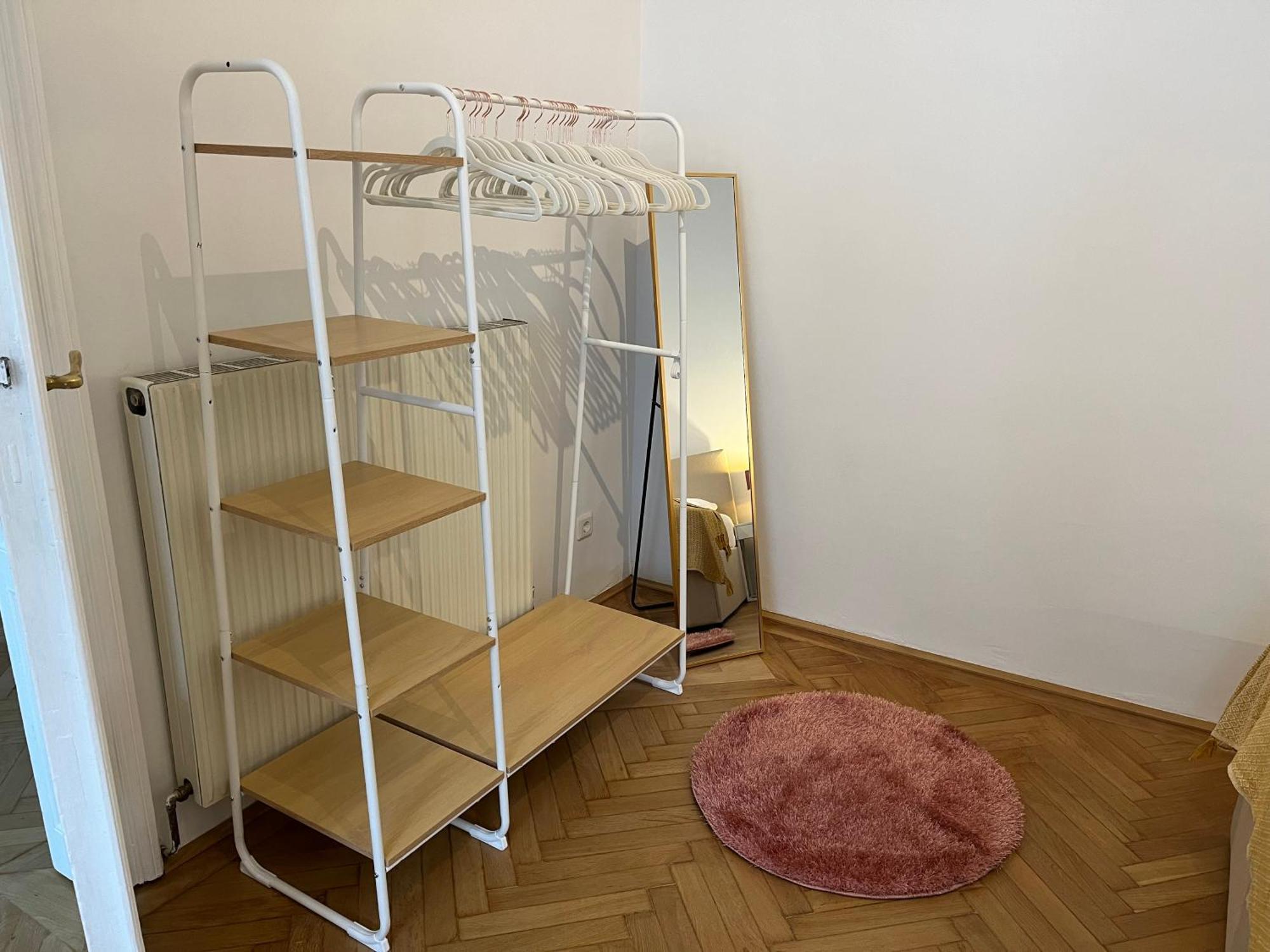 Grosszuegiger Wiener Altbau Gleich Neben Schoenbrunn エクステリア 写真